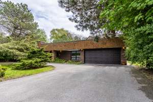 The Most Prestigious Address in the Bayview Golf & Country Club