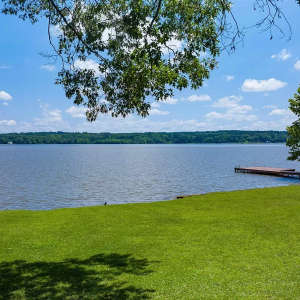 Adorable Fisherman's Cottage on Lake Oconee!