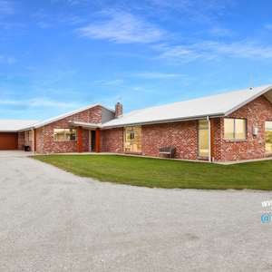 Discover A Dream Rural Lifestyle On 131 Acres