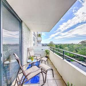 2BR/2Bath in Prestigious Channel Club Tower
