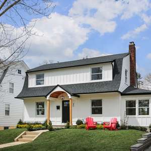 Charming 4BR/2.5 Bath Colonial in Red Bank
