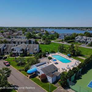MONMOUTH BEACH TOWNHOUSE FOR UNDER 500k!