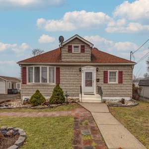 Waterfront for under $400,000. Welcome home to your new waterfront oasis. 3 Bedroom 1.5 bath two story home located on Waackaack Creek.