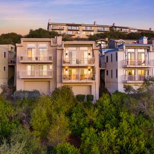 HILLER HIGHLANDS - ONOBSTRUCTED VIEWS!