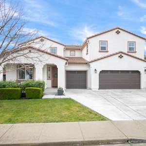 Meticulously Maintained & Beautifully Updated...Welcome to Beautiful 920 Poppy Drive