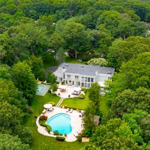 20 Tall Oaks Cres