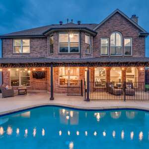 Sophistication & Elegance in the Heart of DFW