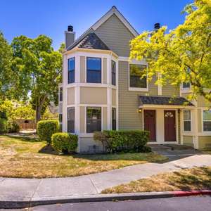 Affordable Benicia Main Gate Townhome