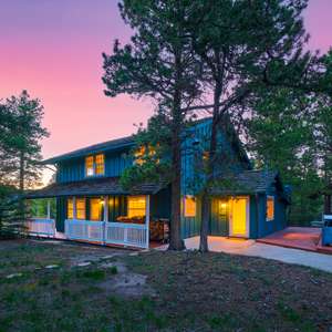 Mountain Retreat With Views