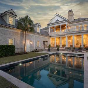 One of a kind, newly renovated Daniel Island Park estate - Immediate golf membership available