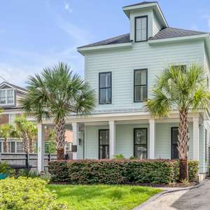 Modern Construction in Coveted Hampton Park Terrace