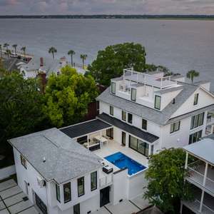 Luxurious Contemporary Home on Charleston's Downtown Waterfront