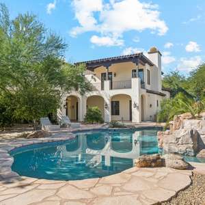 Luxury Meets Versatility: Scottsdale Estate with Equestrian Potential
