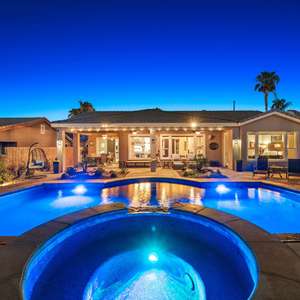 PANORAMIC VIEWS IN LA QUINTA!!!