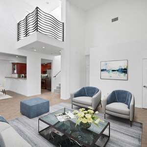 Contemporary Mountain View Townhome!