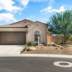 Thoughtfully Upgraded Getaway with Mountain Views!