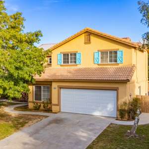 POOL PALMDALE HOME GEM