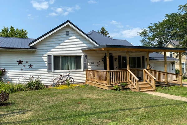ADA accessible living at the heart of Dodgeville!
