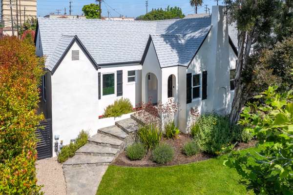 Remodeled. Beautiful. Ready to Go!