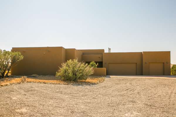 New construction with incredible Sandia Mountain Views!
