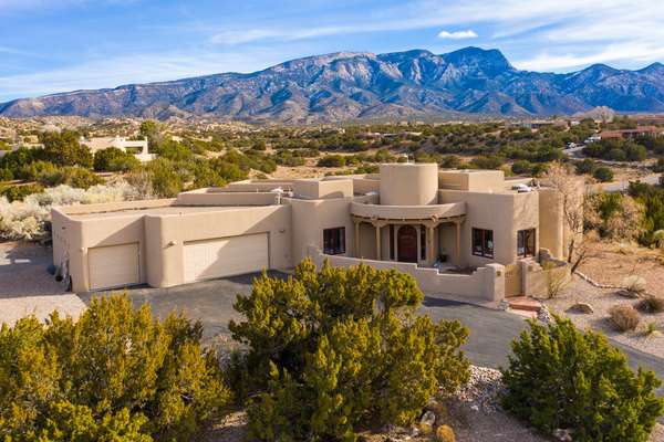 Sandia Mountain views!!!