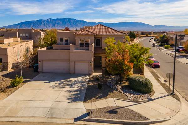 Desirable Cabazon 5 Bedroom Home