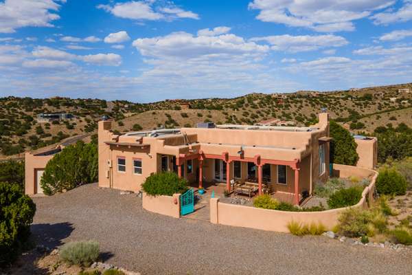 Stunning Placitas Casita with Commanding Views!