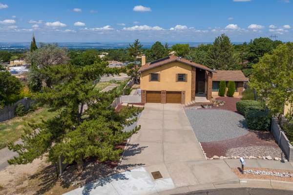 Glenwood Hills Midcentury