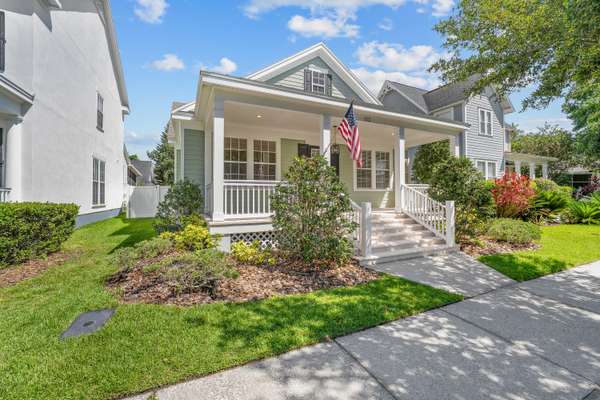 Lovely 4/3 Celebration Home w/ Attached In-Law Suite