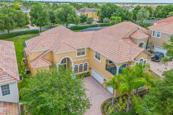 Beautiful 6 Bed + 5 Bath Pool Home in Awesome Community!