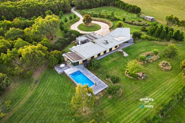 Peace & Serenity on 10 Stunning Acres