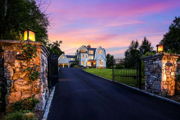 'STONEHAVEN' - NANTUCKET-INSPIRED CUSTOM MASTERPIECE
