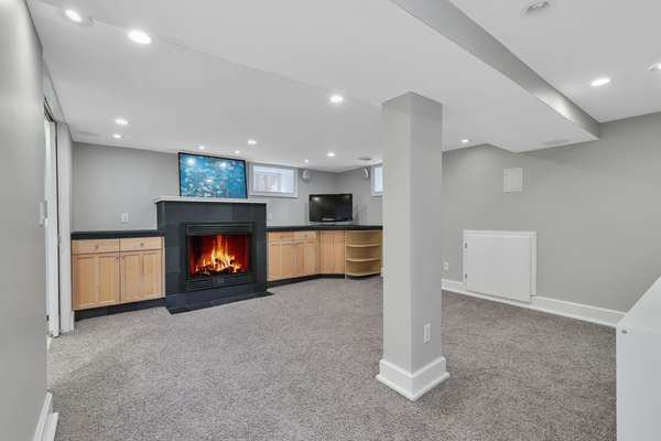 Spacious Rec Room with Gas Fireplace