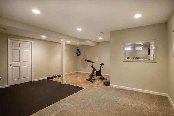 Workout/Office Space