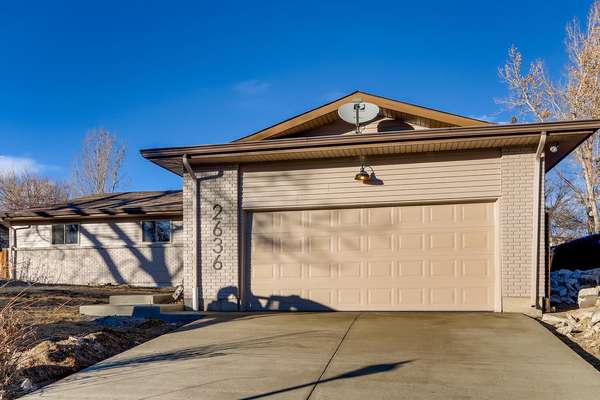Completely updated ranch home in Longmont!