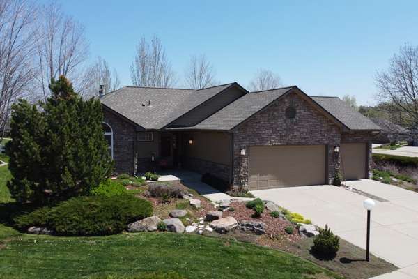Wonderful ranch backing to open space