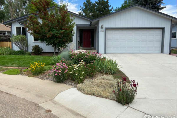 Live a great life in the heart of Niwot!