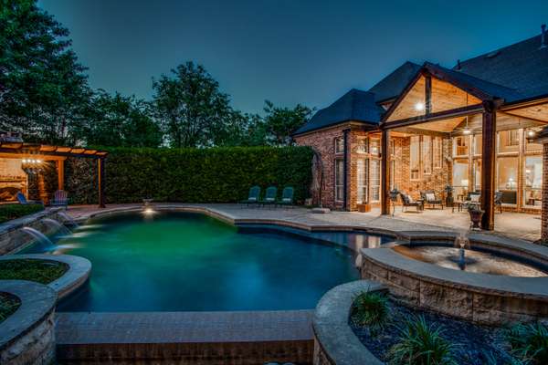 Tranquil & Exquisite Living
