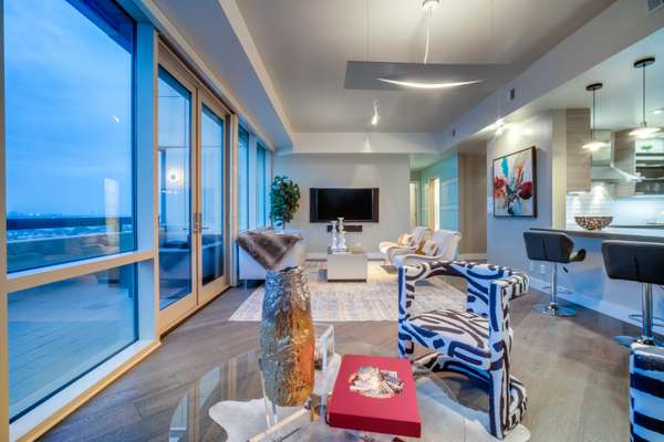 Luxury Living In the Heart of Oak Lawn