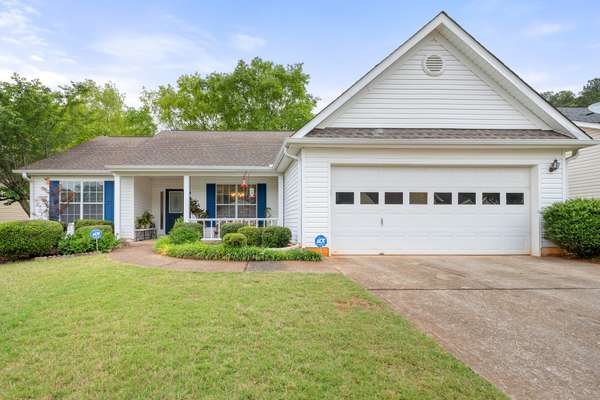 Well Maintained Ranch Home in sought after Lawrenceville!