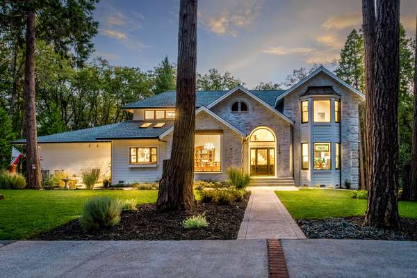 Welcome to Luxury In Nevada City