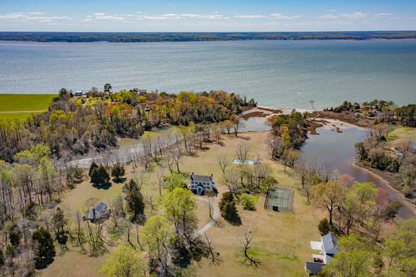 Rappahannock River Historic Estate