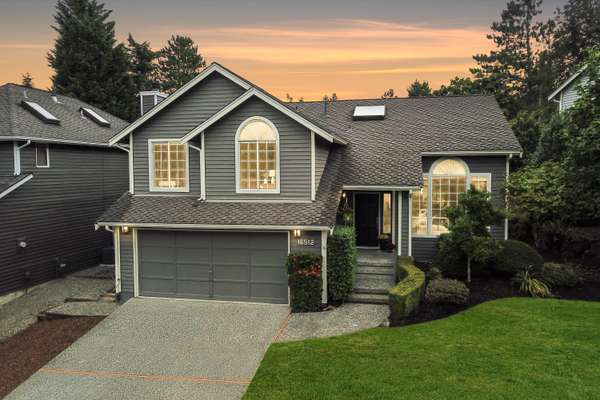 Luxurious Living in Bothell – Perfectly Situated Between Bothell, Woodinville, and Kirkland