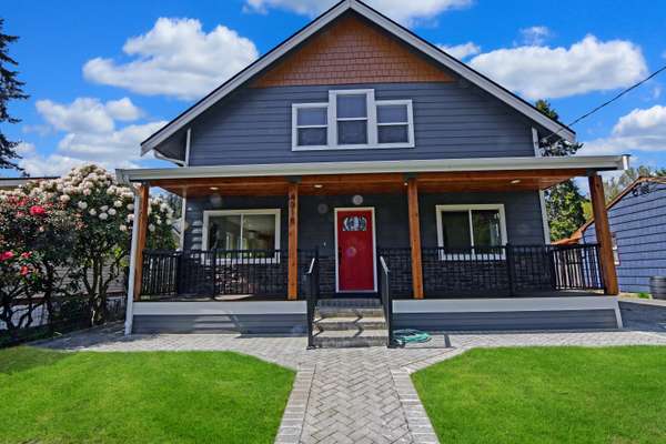 Modern Living Meets Classic Neighborhood Vibe