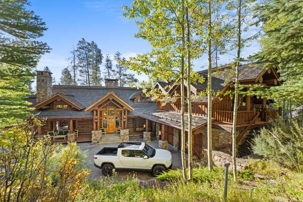 Slopeside Granite Ridge Ski Chalet-Rare Offering at JHMR