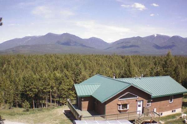 3 Bed/2 Bath Home on 39 Acres with Grand Views of the Theriault Pass