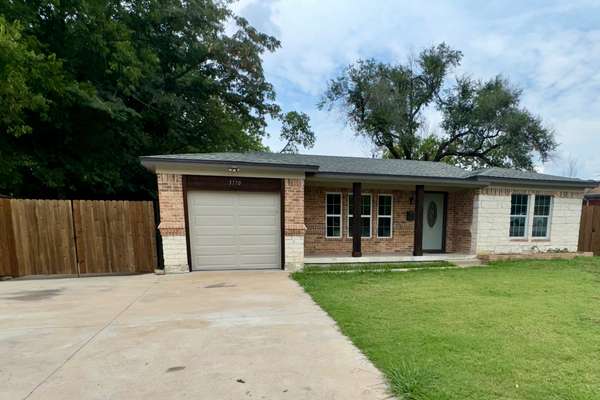 Completely Renovated, 3 Bedroom 1.5 Bath, Possible RV or Boat Parking!!