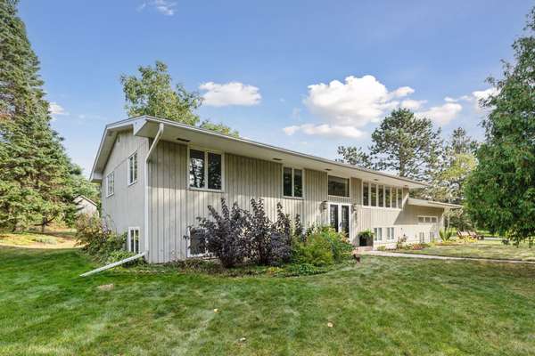 Deeded Access to Turtle Lake!!