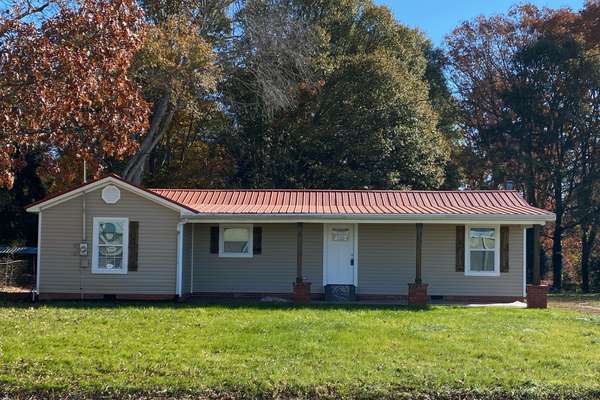 Charming Home for Sale: 95 Westview Rd, Commerce, GA – Updated and Move-In Ready!