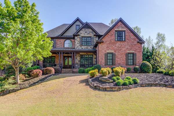 Luxurious Living in Cumming's Vickery Springs!